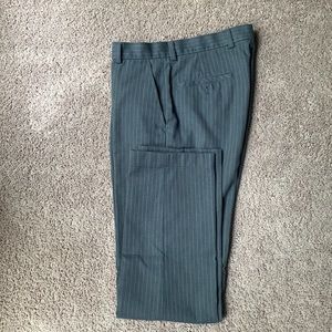 Brooks Brothers Men’s Gray Pinstripe Pant